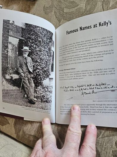 The Book Of Kellys. Compiled By Bill& Vonnie Kelly With Ronan Foster. First Edition Paperback In Good Condition.  See Photos For Same.