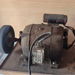 Vintage bench grinder (working order)