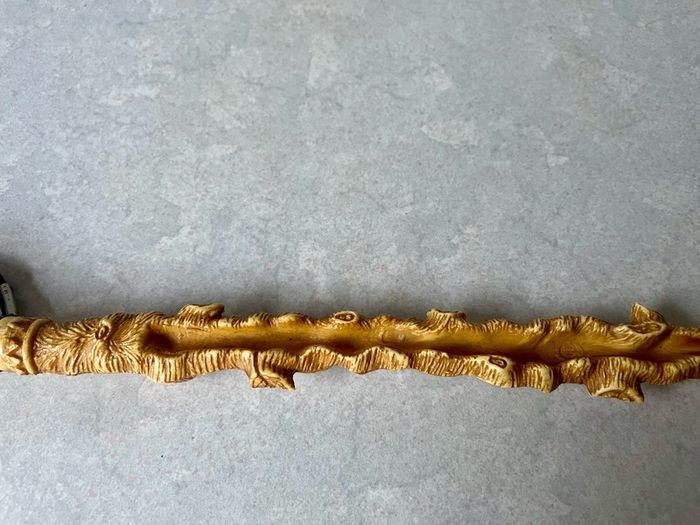 Vintage 1970s Repro Hand Carved Shoehorn with Elephant Motif Handle in sturdy Resin