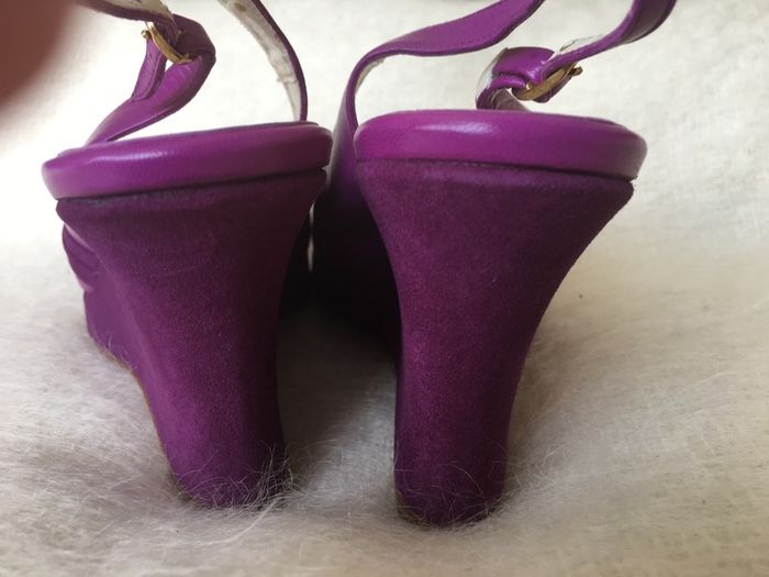 WEDGES - (NEW) Lulu Guinness Raphaella Wedge Sandals. Size 5