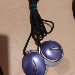3 sets of headphones in very good condition