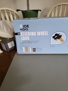 Steering wheel lock