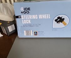 Steering wheel lock