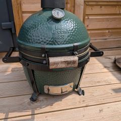 Big Green Egg MiniMax BBQ