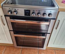 Belling double oven with halogen hob