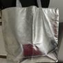 vera wang tote bag Image 3
