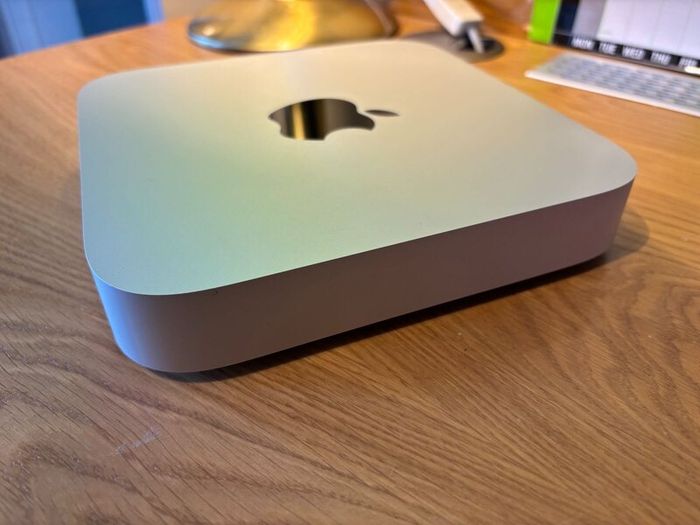 Apple 2023 MacMini M2 (Excellent Condition)