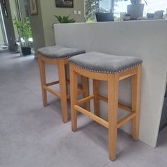 Kitchen Island Stools