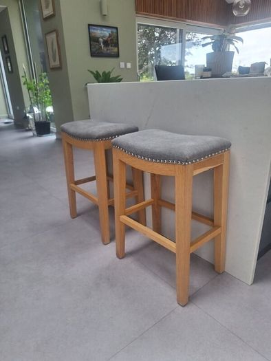 Kitchen Island Stools