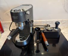 DeLonghi Dedica Coffe Machine