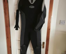 Waterproof wetsuit
