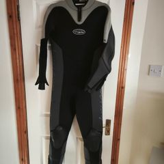 Waterproof wetsuit