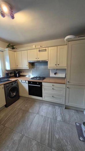 Kitchen and appliances