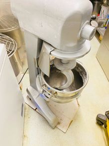 Professional pizza dough machine old school real way real taste.