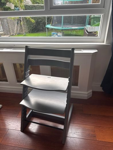 Tripp Trapp storm grey plus extras