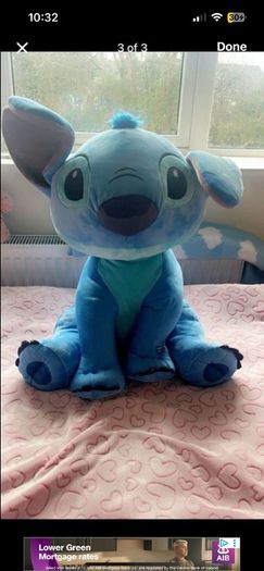 Large talking stitch