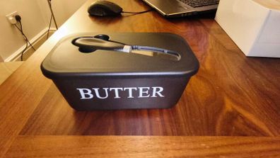 Butter holder with knife
