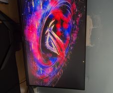 gaming monitor 300hz 0.5ms