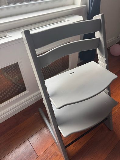 Tripp Trapp storm grey plus extras
