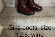 Girls boots, size 12:5