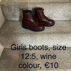 Girls boots, size 12:5