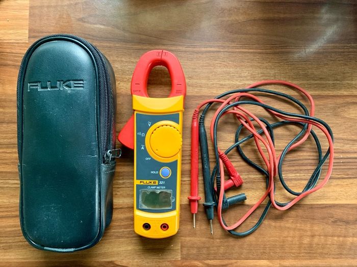 Fluke 321 Clamp Meter