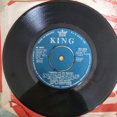 Larry Cunningham And The Mighty Avons Tribute To Jim Reeves 7 inch Single