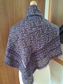 Charming Designer Manlio Bonetti Wool Scarf/Shawl
