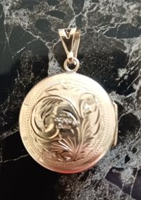 9ct Gold Locket