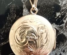 9ct Gold Locket