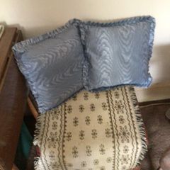 2 vintage blue Cushions