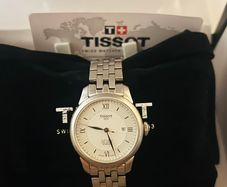 Ladies Tissot Watch Ideal For Parts Collectors Currently Working Fine Plus Free GUESS Watch