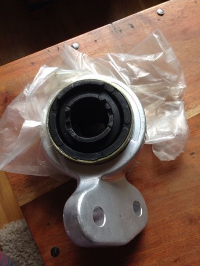 Bmw E46 (05) - R/h suspension bush