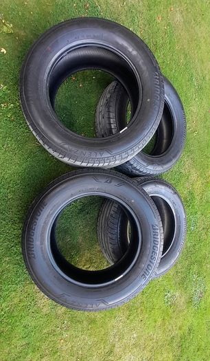 Bridgestone 225/65/17