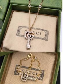 Key style necklace and bracelet