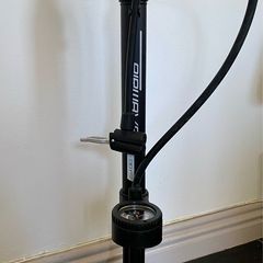 Bicycle track pump