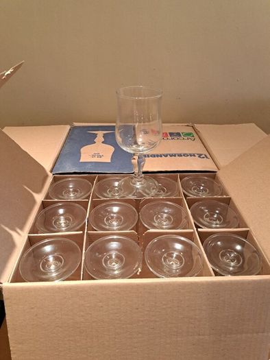 (REDUCED) x16 Arcoroc Wine Glasses