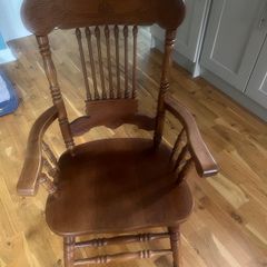 6No hardwood Dining Chairs