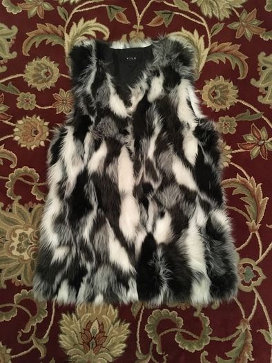 Vila Faux Fur Vest size-L, would fit size 12-14