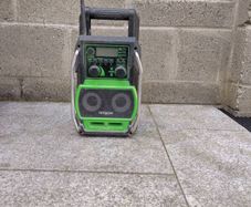 Hitachi site radio