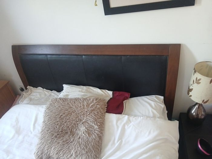 King size  bed