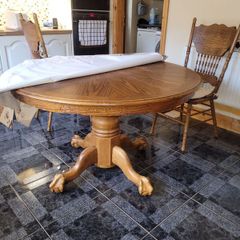 Kitchen table
