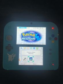 Nintendo 2DS Pokemon Moon Pikachu
