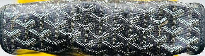 Goyard bag