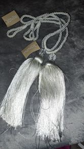 Brand New White Tassel Crystal Tiebacks
