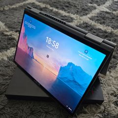 Lenovo X1 Yoga (6thgen) i7/512/32gb/4K  [High-Spec | Like New]