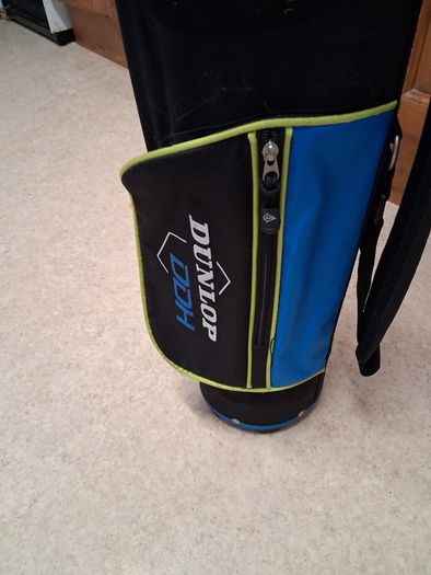 Golf Clubs. Set Of Dunlop Junior Golf Clubs For 9 To 12 Year Old.Collect In Dublin Or Receive Via Post.
