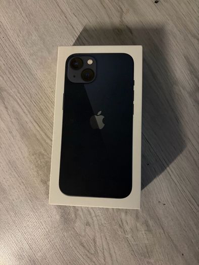 iPhone 16e