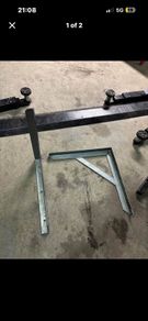 wall mounted squat rack