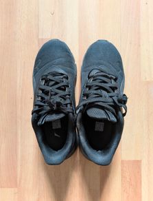Black Puma Lite runners size 5